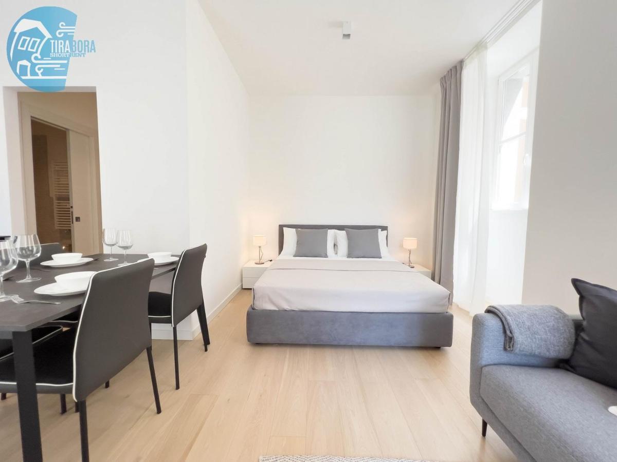 Cavana 3 Tirabora Short Rent Apartment Trieste Bagian luar foto